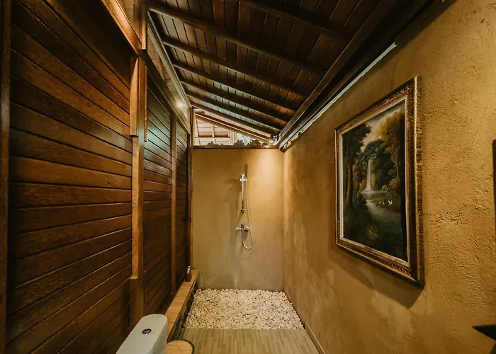Villa Coconut Gold